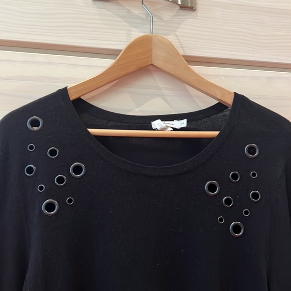 Reitmans black sweater - Picture 2 of 5